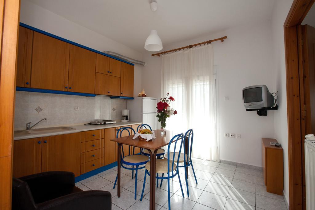 Yiouli Hotel Kókkinon Nerón Værelse billede